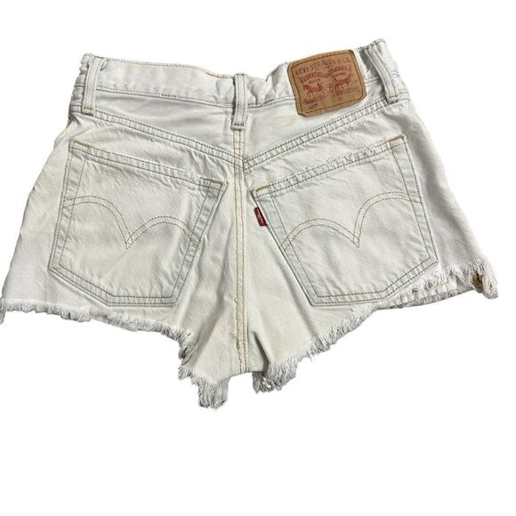 Levi’s ~ 501’s light wash almost white ~ denim cutoffs ~ button fly ~ size 25 - Picture 2 of 12